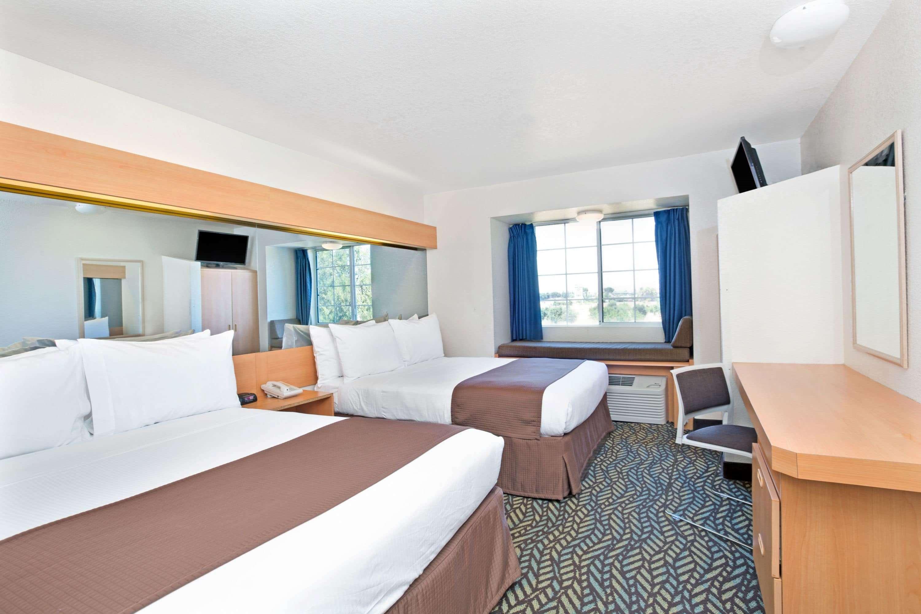 Microtel Inn & Suites, מורגן היל מראה חיצוני תמונה